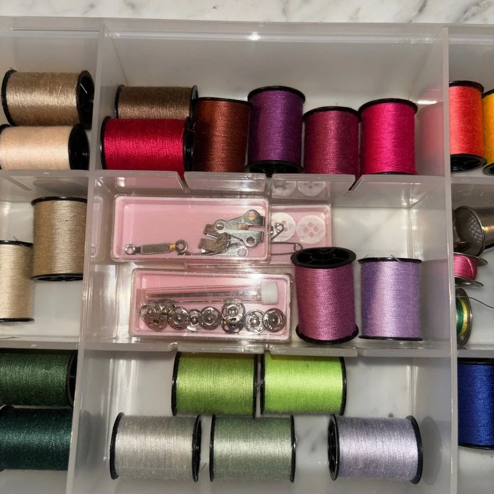 Sewing Kit with Multi-Color Thread Spools Notions and Plastic Organizer Case